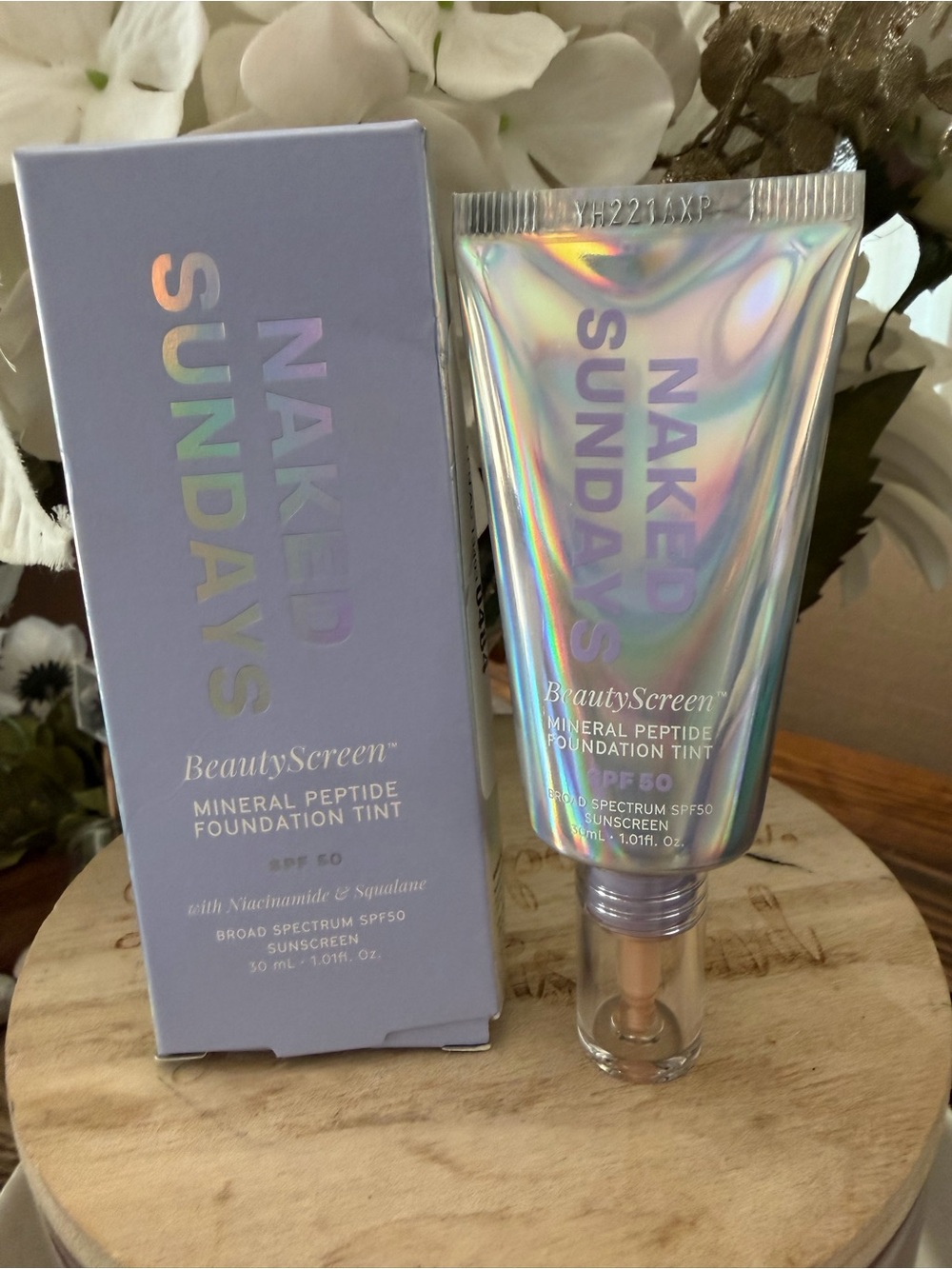 NWT Naked Sundays BeautyScreen Mineral Peptide Foundation Tint SPF 50 shade 3.5